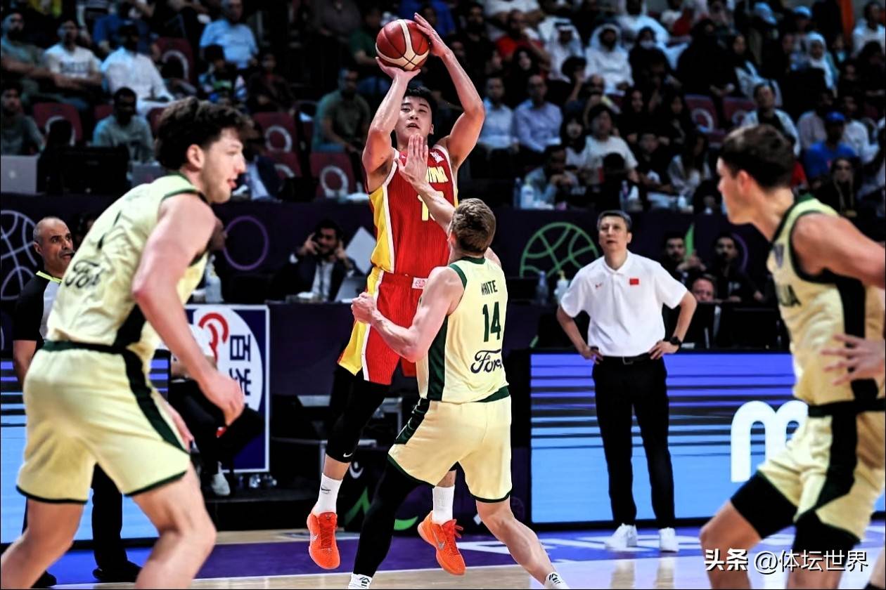 九游-包含转会期体能课后,福建男篮手感冰凉备战NBA总决赛,话题不断,更衣室氛围转暖的词条