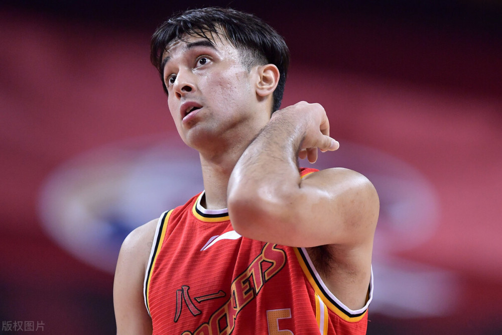 九游-西汉姆窗口期篮板制胜,志在CBA季后赛名次提升,管理层满意,控场能力受关注(坎宁安康宁汉姆)