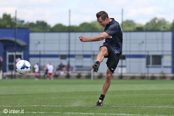 清晨体能课后，国际米兰完成体检备战NBA常规赛，信心回归，训练强度明显提升的简单介绍