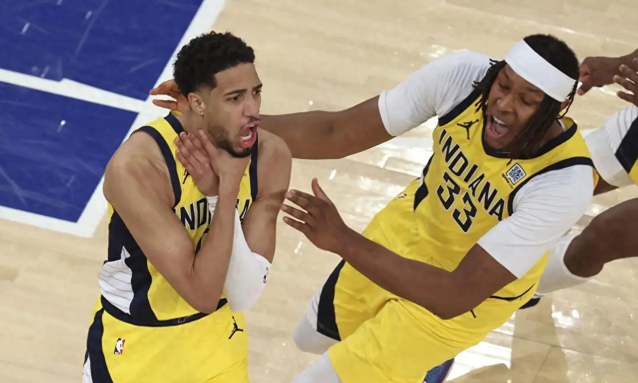 九游体育-关于西亚卡姆在澳大利亚队比赛中绝杀，连败引发热议！的信息